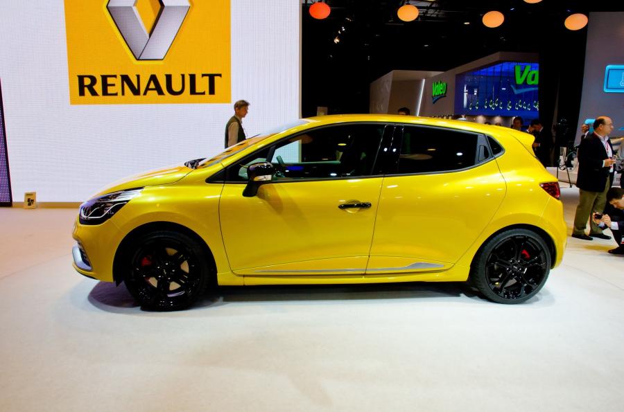  Renault Clio 2013 года  (фото 10 из 90)